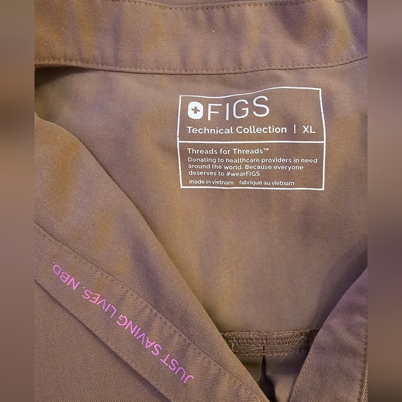 FIGS jogger scrub set - Picture 3 of 8